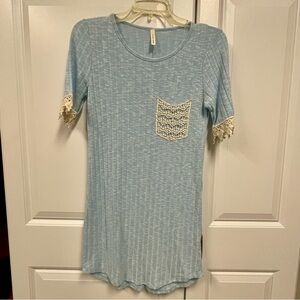 Orange Creek Women’s Blue sweater dress Sm Crochet Pocket And sleeves